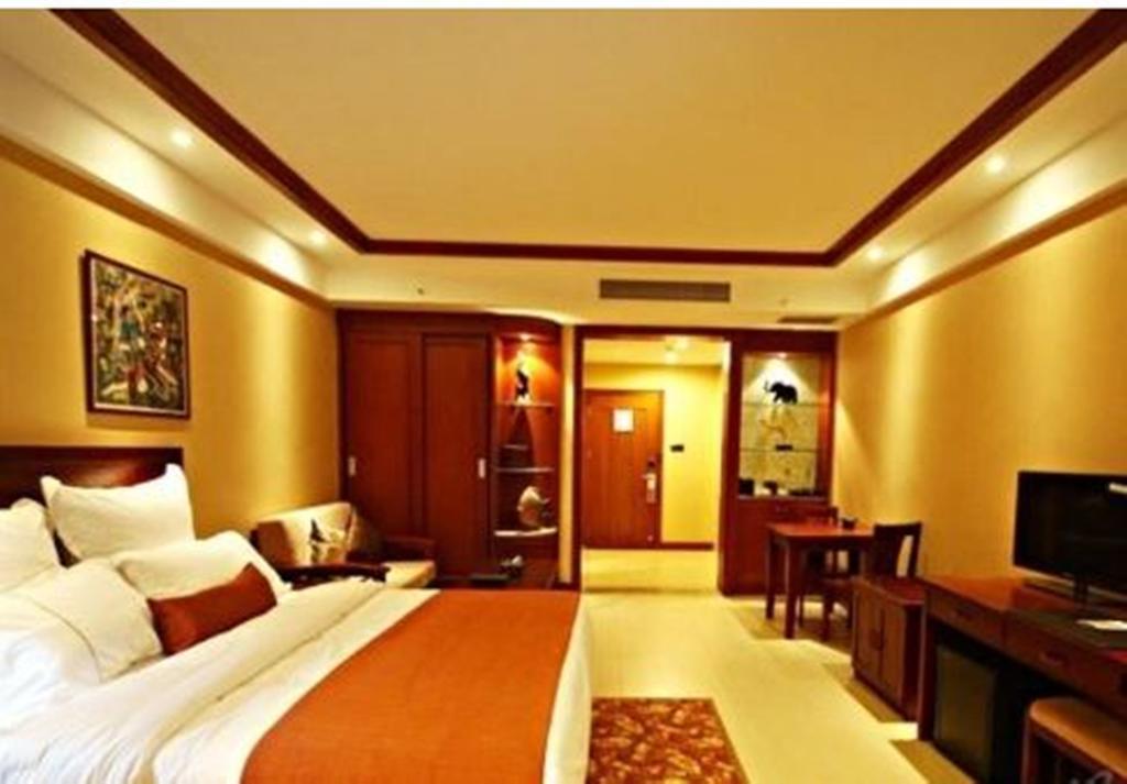 Ramada Plaza Xishuangbanna Hotel ภายนอก รูปภาพ