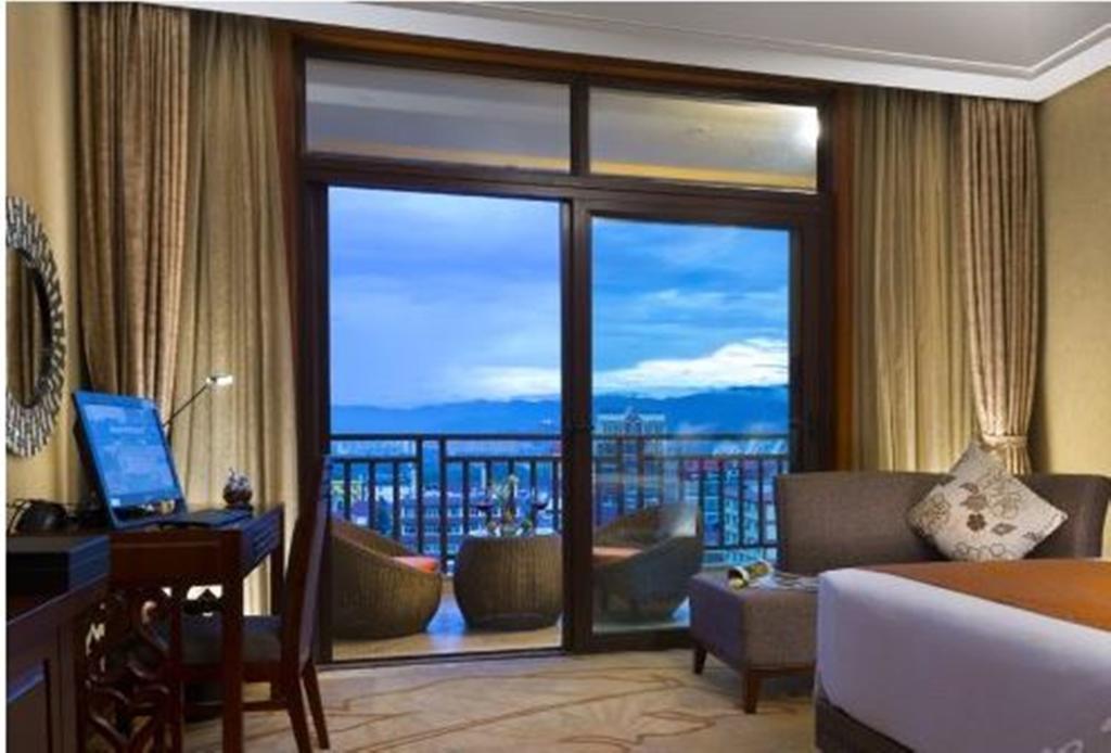 Ramada Plaza Xishuangbanna Hotel ภายนอก รูปภาพ