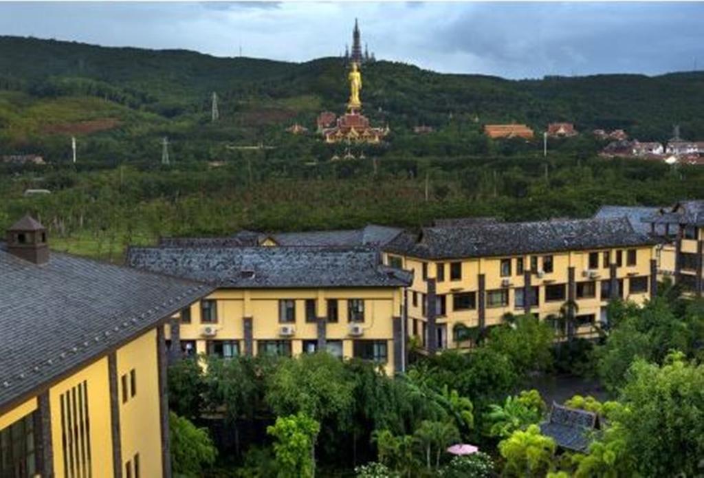 Ramada Plaza Xishuangbanna Hotel ภายนอก รูปภาพ