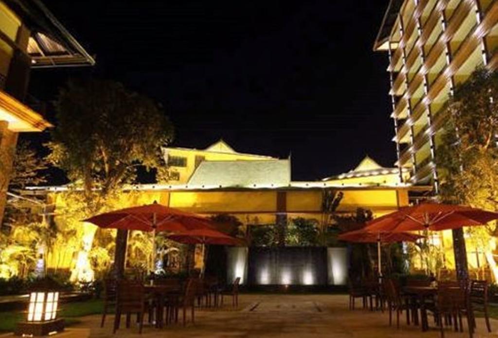 Ramada Plaza Xishuangbanna Hotel ภายนอก รูปภาพ