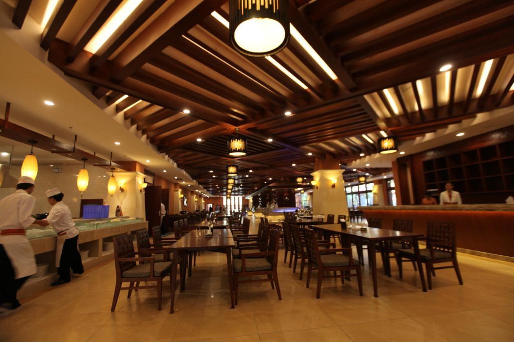 Ramada Plaza Xishuangbanna Hotel ภายนอก รูปภาพ