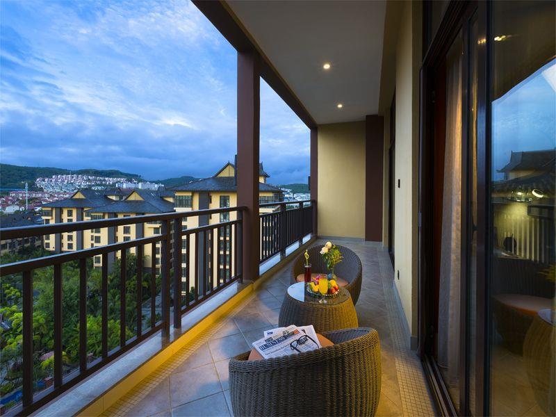 Ramada Plaza Xishuangbanna Hotel ภายนอก รูปภาพ
